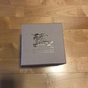 Burberry jewelry & watch box 5.5”/5.5” inches